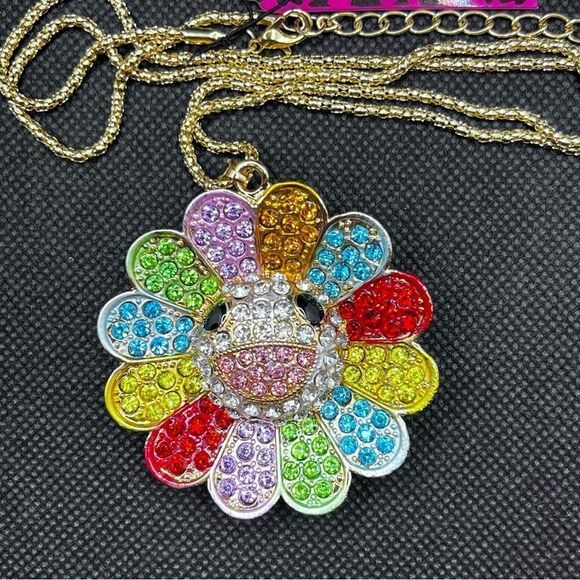 NECKLACE! Betsey Johnson meets Murakami! Flower Smile Face w Gems BNWT - Picture 6 of 9
